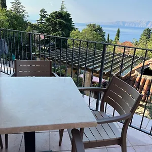 Mauro Apartman Novi Vinodolski