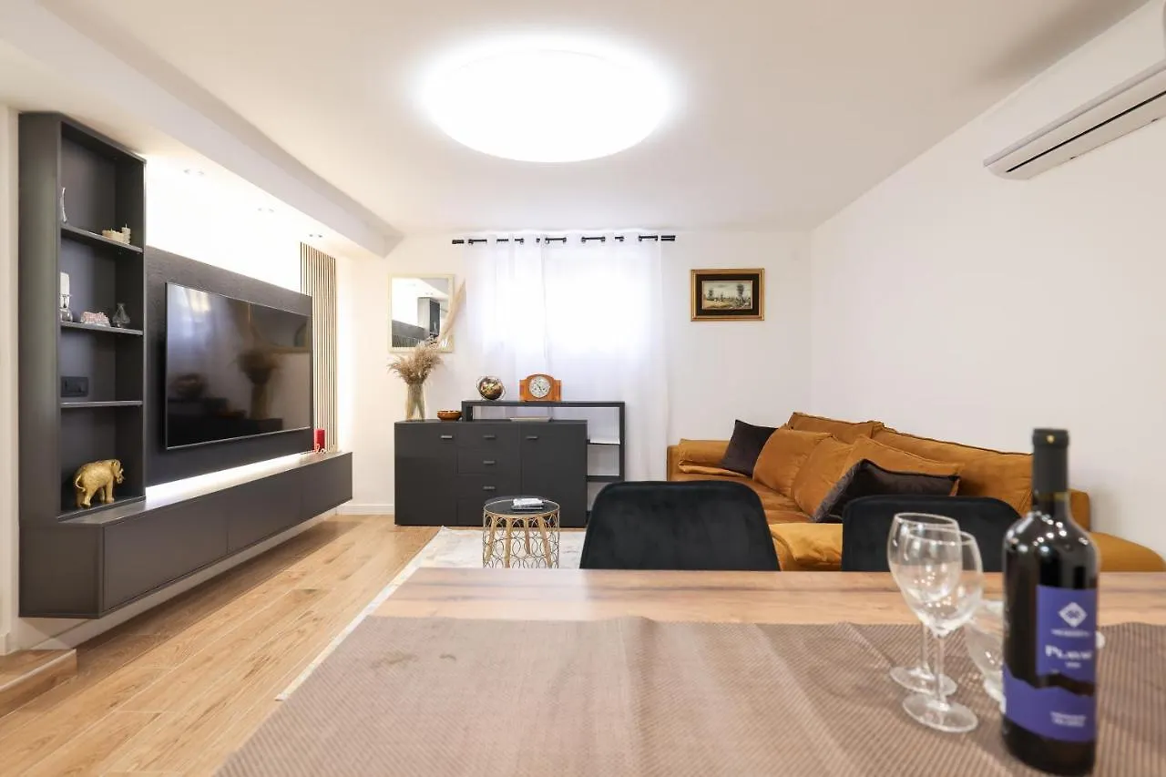 Oscar & Leo Apartments Zadar Croatia