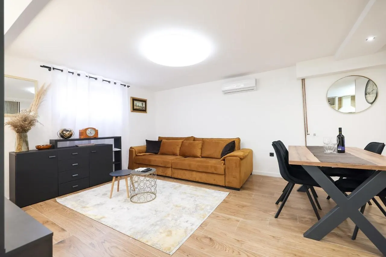 Oscar & Leo Apartments Zadar